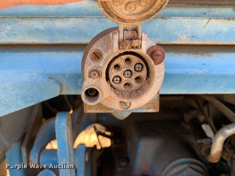 image for item DP8766 1988 Ford 6610  tractor