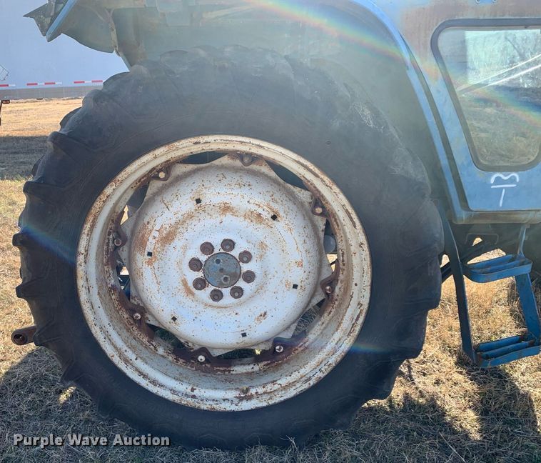 image for item DP8766 1988 Ford 6610  tractor