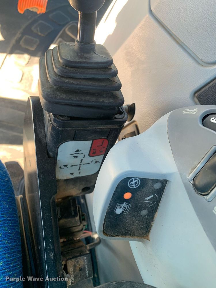 image for item DP8771 2013 New Holland T6.155  MFWD tractor