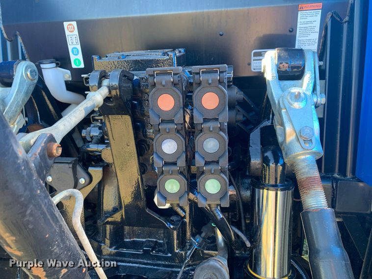 image for item DP8771 2013 New Holland T6.155  MFWD tractor