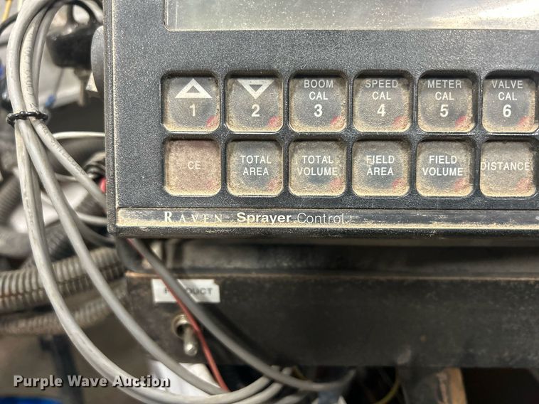 image for item DQ1071 New Leader L3020G  spreader