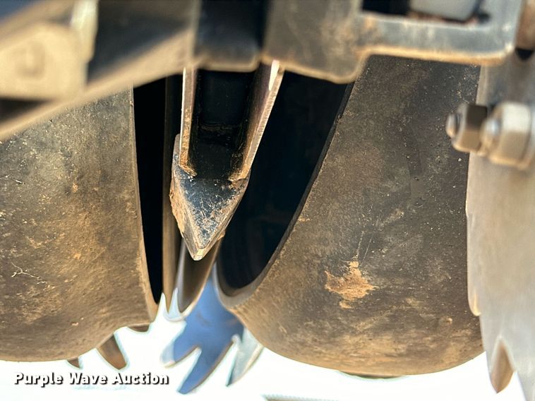 image for item DQ1544 Case IH 1200  planter