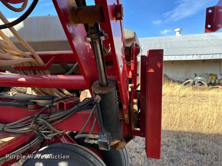 image for item DQ1544 Case IH 1200  planter