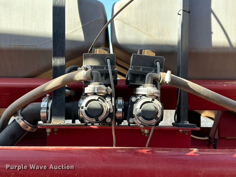 image for item DQ1544 Case IH 1200  planter