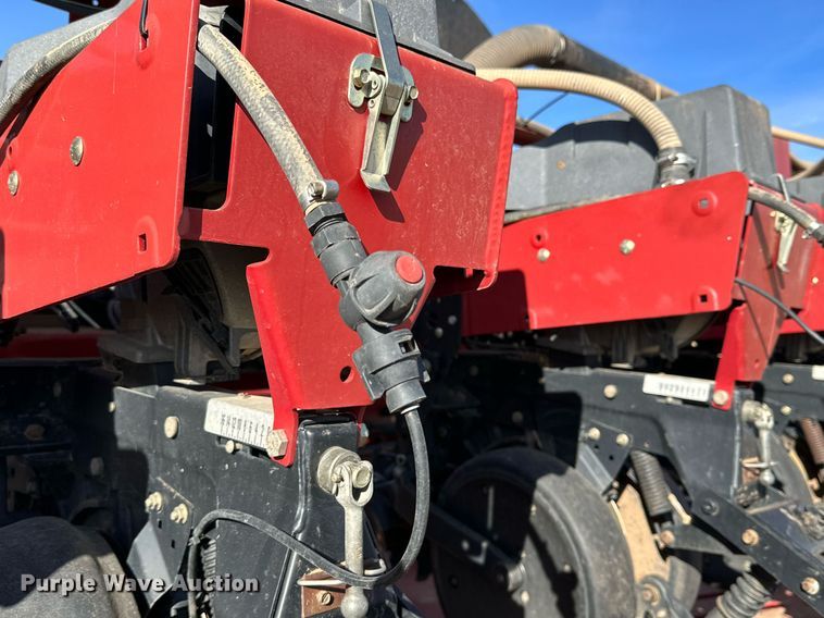 image for item DQ1544 Case IH 1200  planter