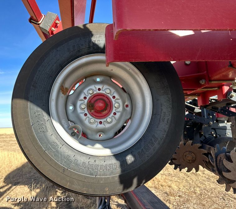 image for item DQ1544 Case IH 1200  planter