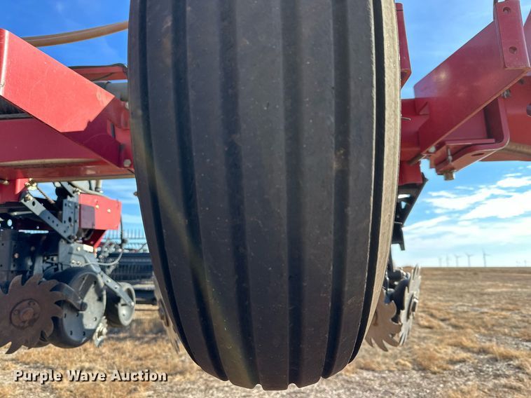 image for item DQ1544 Case IH 1200  planter