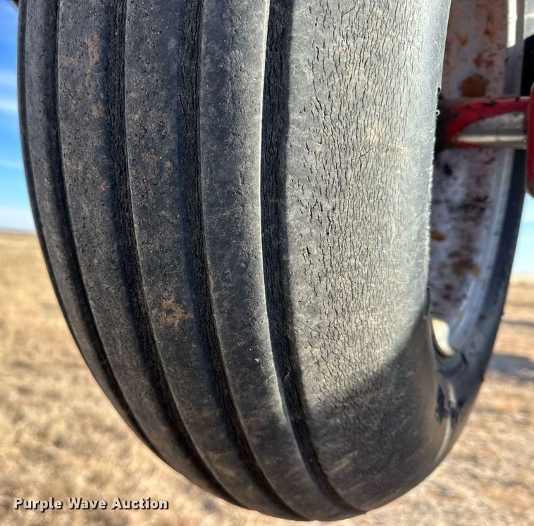 image for item DQ1544 Case IH 1200  planter