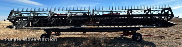 image for item DQ1545 2004 MacDon 973  draper head