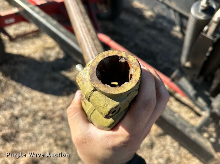 image for item DQ1545 2004 MacDon 973  draper head