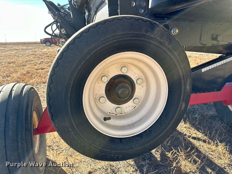 image for item DQ1545 2004 MacDon 973  draper head