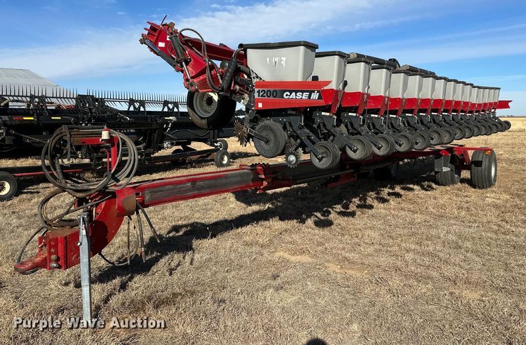 image for item DQ1546 Case IH 1200  planter