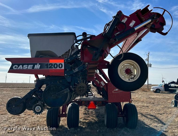 image for item DQ1546 Case IH 1200  planter