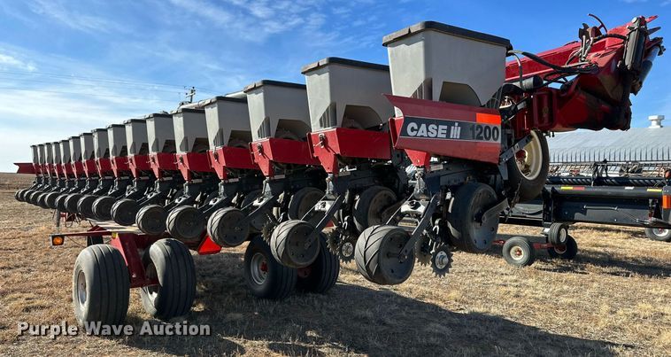 image for item DQ1546 Case IH 1200  planter