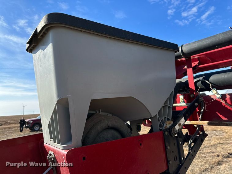 image for item DQ1546 Case IH 1200  planter