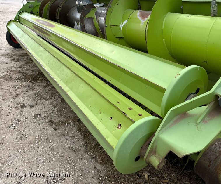 image for item DQ1548 2015 Claas 380 I35  pickup head