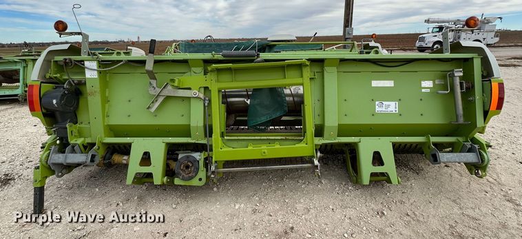 image for item DQ1549 2015 Claas 380 I35  pickup head