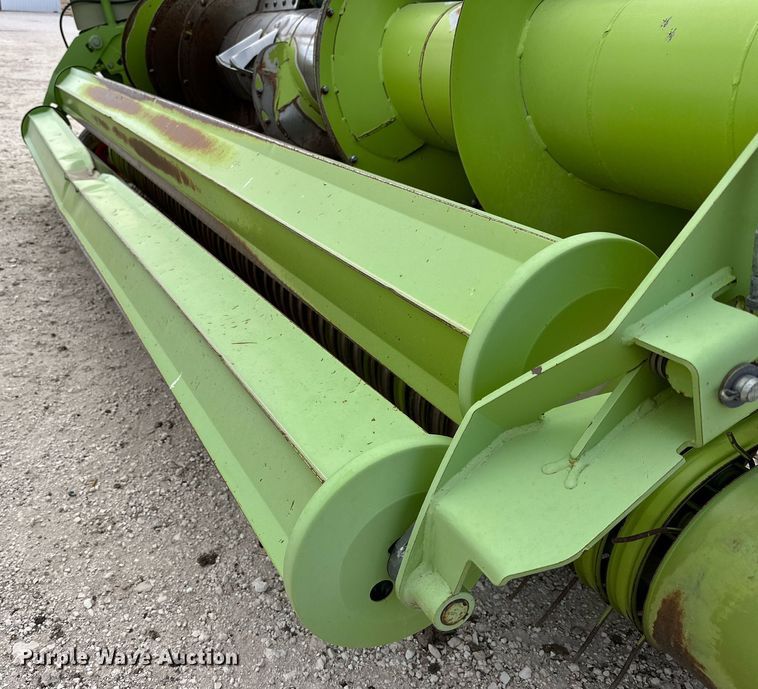 image for item DQ1549 2015 Claas 380 I35  pickup head