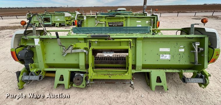 image for item DQ1550 2014 Claas 380 I35  pickup head