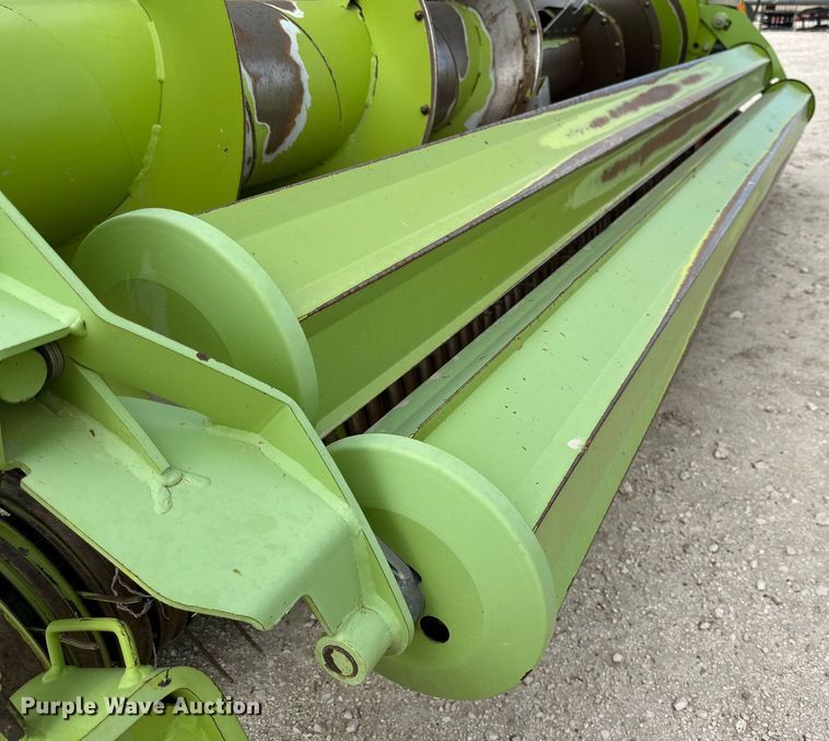 image for item DQ1550 2014 Claas 380 I35  pickup head