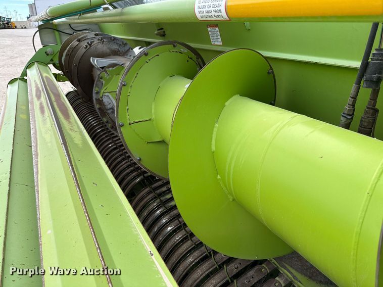 image for item DQ1550 2014 Claas 380 I35  pickup head