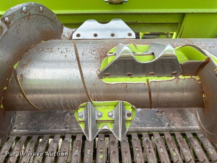 image for item DQ1550 2014 Claas 380 I35  pickup head