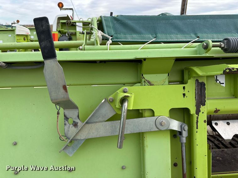 image for item DQ1550 2014 Claas 380 I35  pickup head