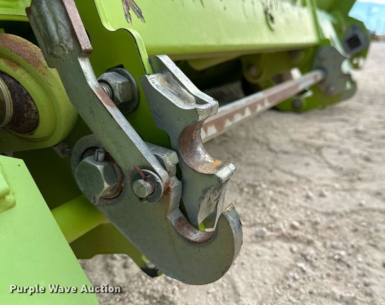 image for item DQ1550 2014 Claas 380 I35  pickup head