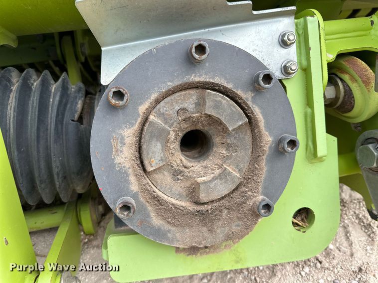 image for item DQ1550 2014 Claas 380 I35  pickup head