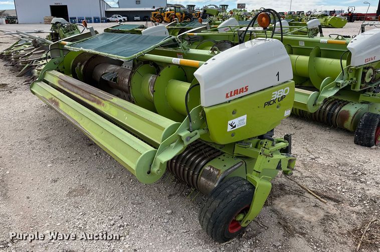 image for item DQ1553 2013 Claas 380 906  pickup head