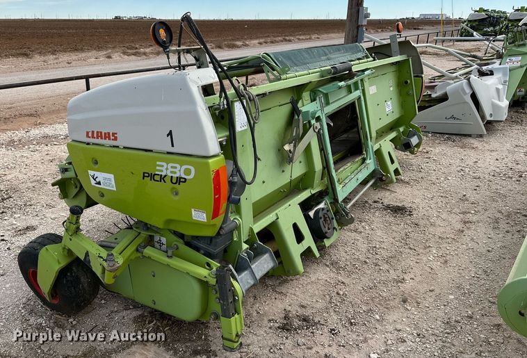 image for item DQ1553 2013 Claas 380 906  pickup head