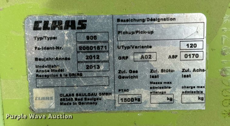 image for item DQ1553 2013 Claas 380 906  pickup head