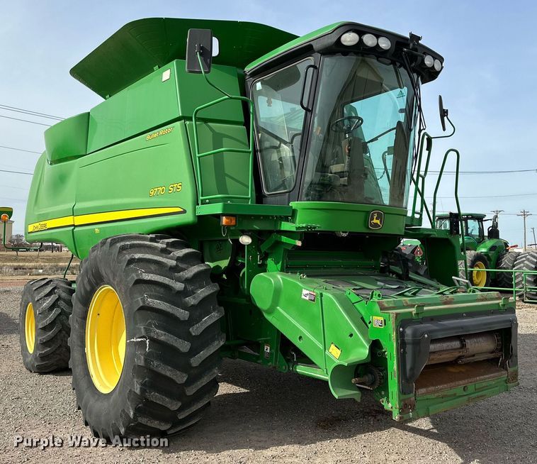 image for item DQ1566 2009 John Deere 9770 STS combine