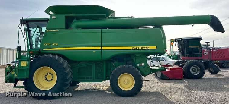 image for item DQ1566 2009 John Deere 9770 STS combine