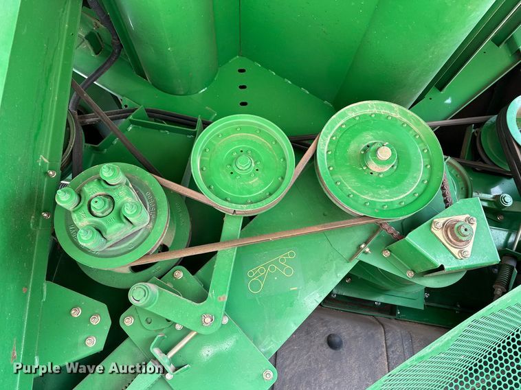 image for item DQ1566 2009 John Deere 9770 STS combine