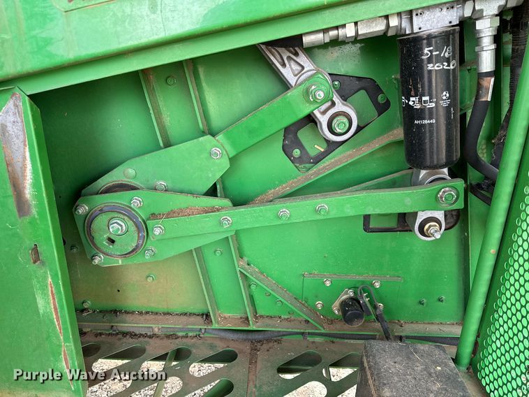 image for item DQ1566 2009 John Deere 9770 STS combine