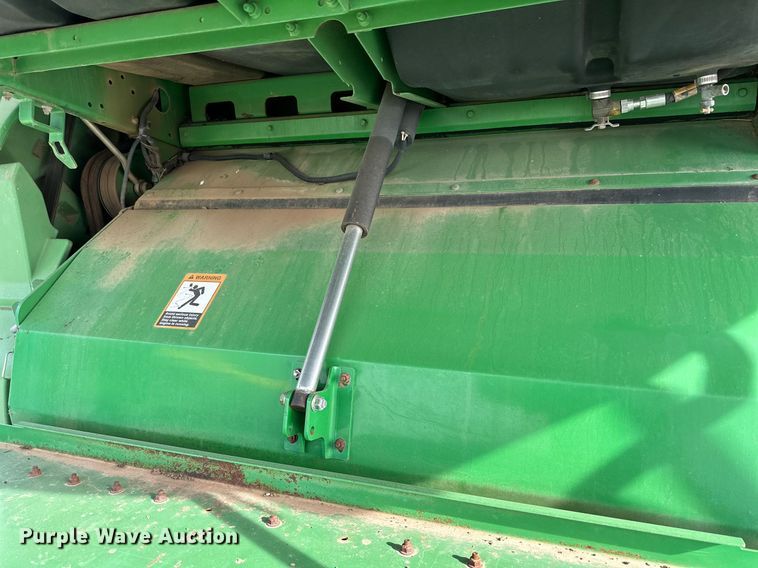 image for item DQ1566 2009 John Deere 9770 STS combine