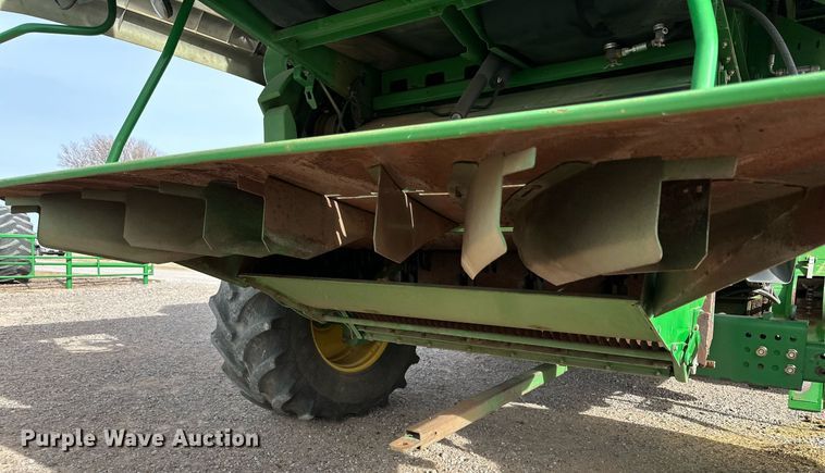 image for item DQ1566 2009 John Deere 9770 STS combine