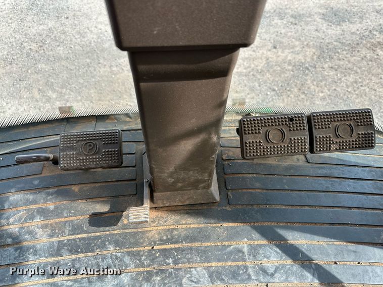 image for item DQ1566 2009 John Deere 9770 STS combine