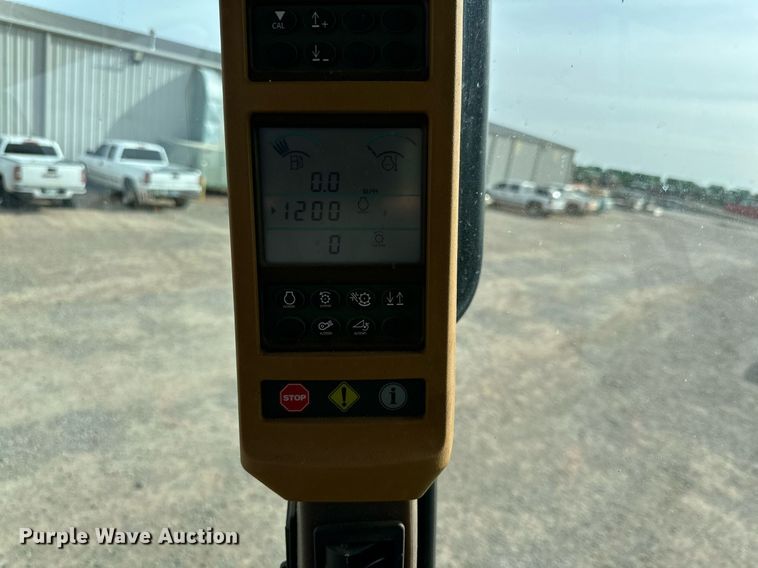 image for item DQ1566 2009 John Deere 9770 STS combine