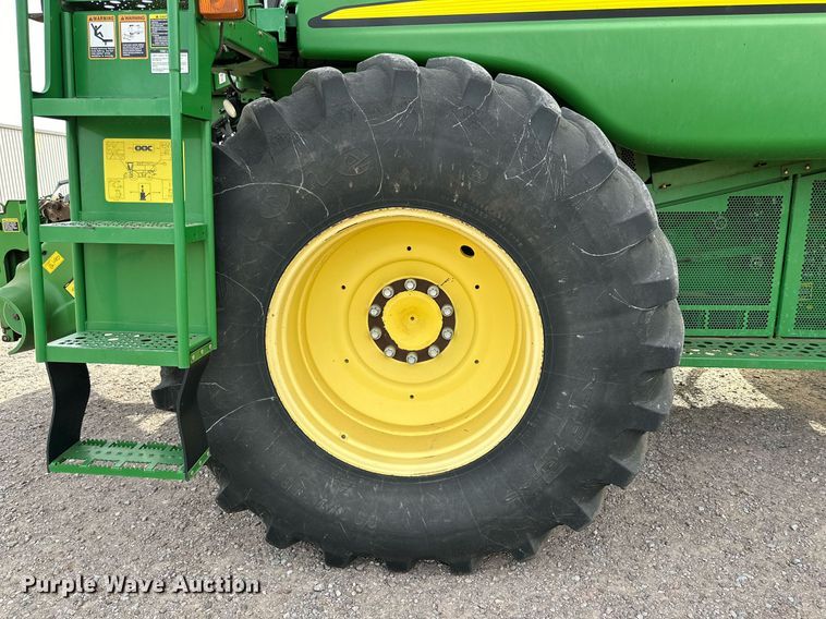 image for item DQ1566 2009 John Deere 9770 STS combine
