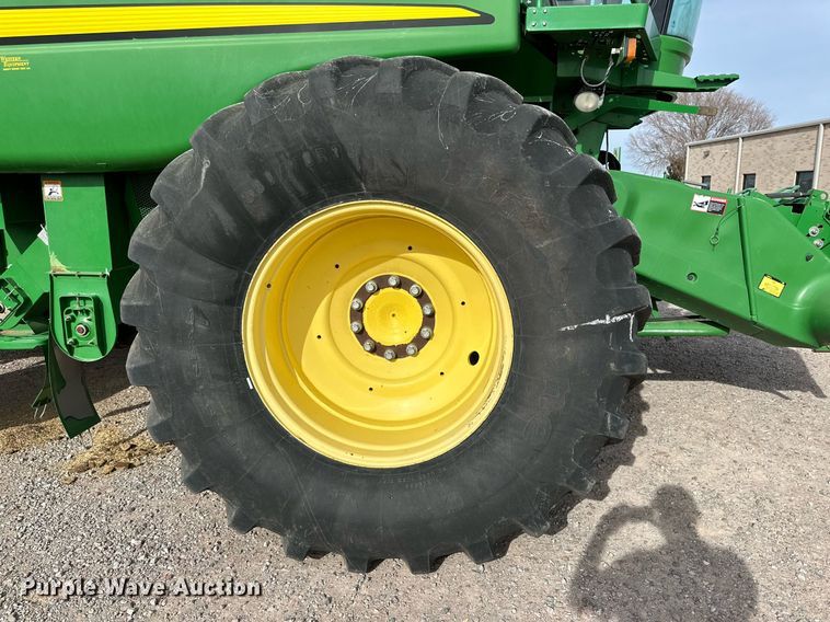 image for item DQ1566 2009 John Deere 9770 STS combine