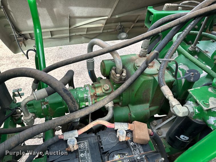 image for item DQ1567 2005 John Deere 9760 STS combine