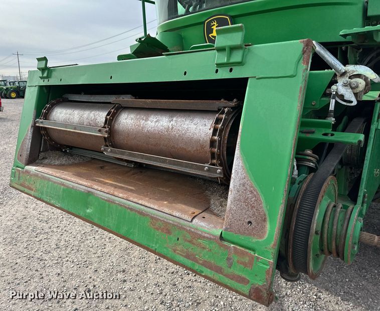 image for item DQ1567 2005 John Deere 9760 STS combine