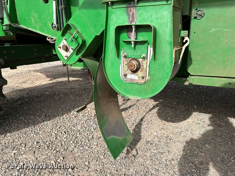 image for item DQ1567 2005 John Deere 9760 STS combine