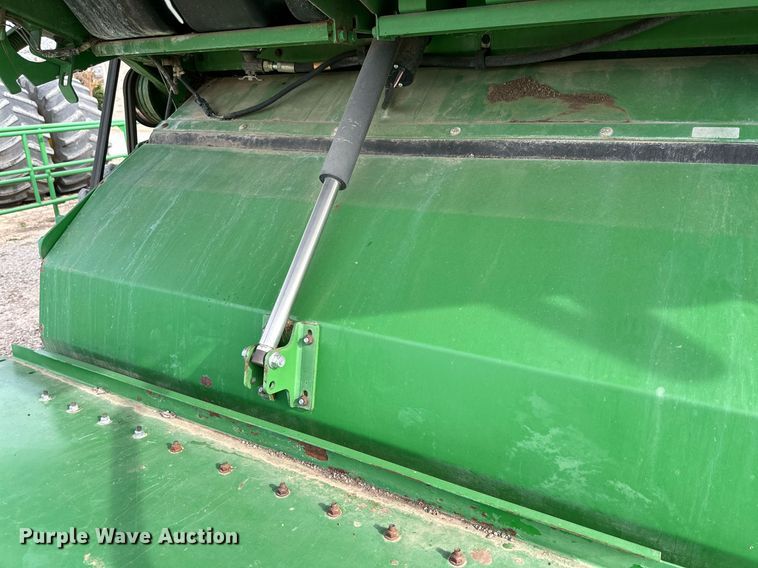 image for item DQ1567 2005 John Deere 9760 STS combine