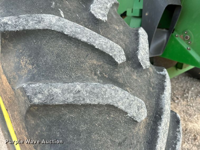 image for item DQ1567 2005 John Deere 9760 STS combine