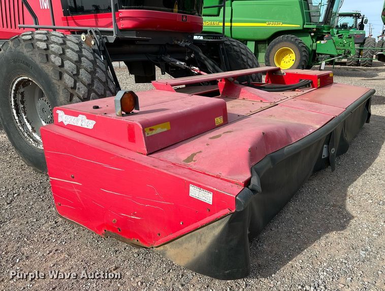 image for item DQ1569 2014 Massey Ferguson  WR9770 swather / windrower