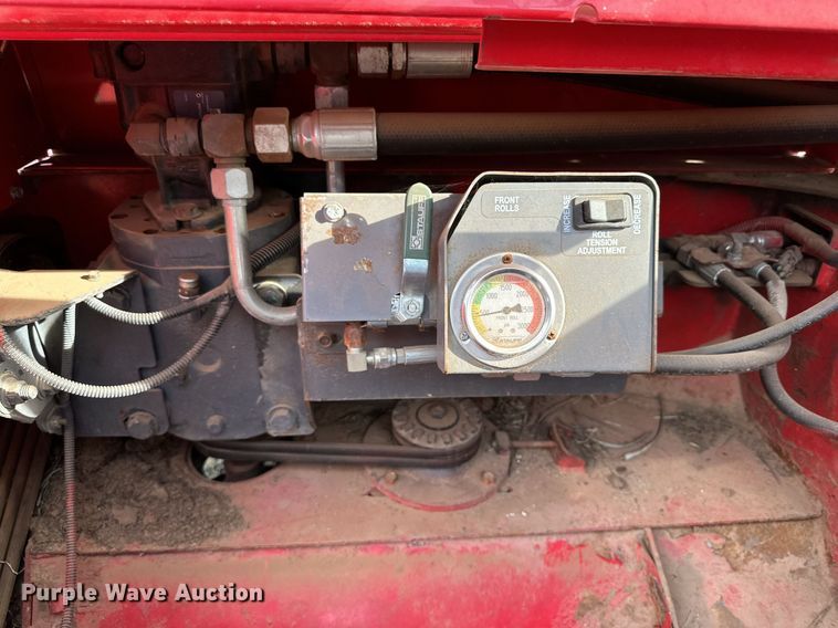 image for item DQ1569 2014 Massey Ferguson  WR9770 swather / windrower