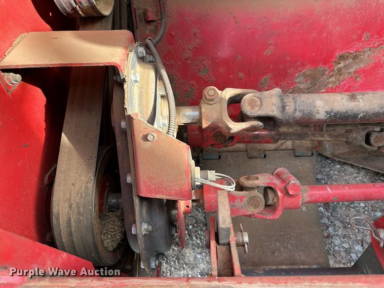 image for item DQ1569 2014 Massey Ferguson  WR9770 swather / windrower